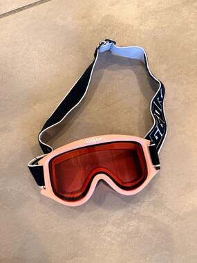 Gordini Pink Ski and Snowboard Goggles with Orange Anti-Fog Lenses